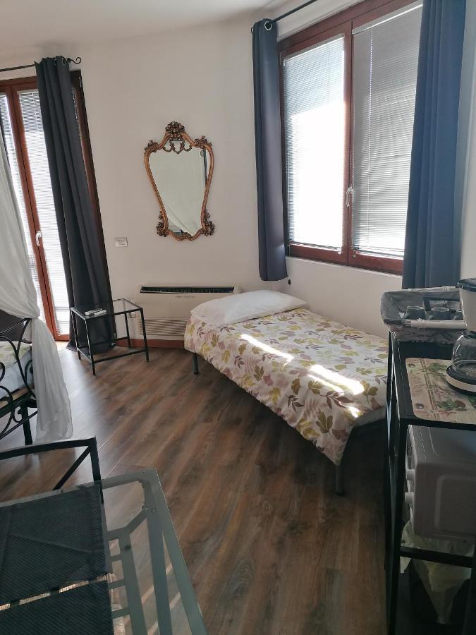 Bgy Airport Guesthouse Орио ал Серио Екстериор снимка